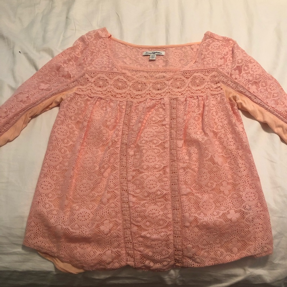 Pink 3/4 sleeve lace shirt